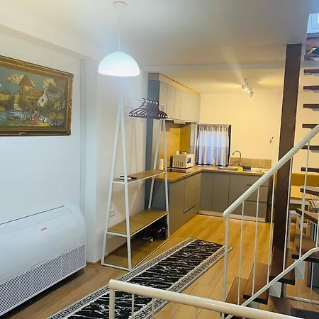 Charming House Pogradec