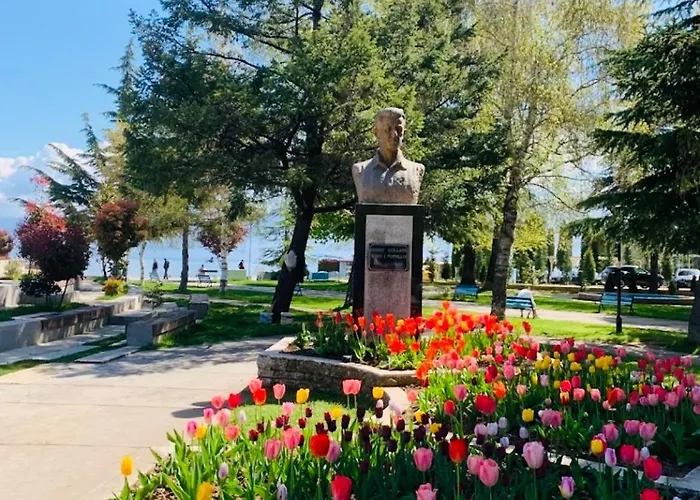 Charming House 公寓 *